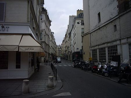 P2360555