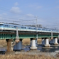 多摩川橋梁を渡る115系長野車