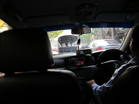 テゥクテゥク(From TAXI)