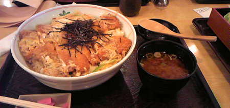 カツ丼大盛り１０５０円