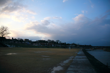 金沢　犀川の夕暮れ
