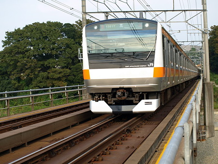 E233系中央線(浅川)