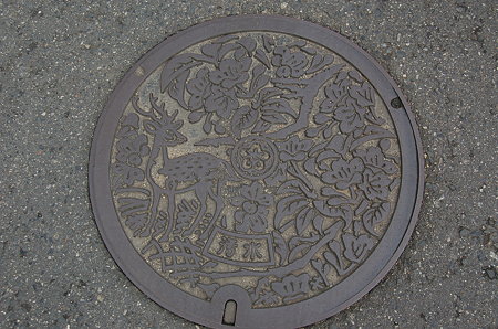 奈良のマンホール