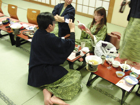 女の子座り伯爵