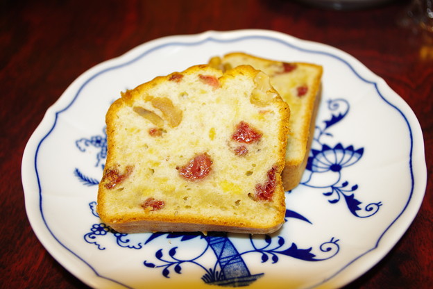 Photos: 苺のパウンドケーキ