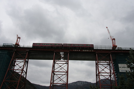 通過