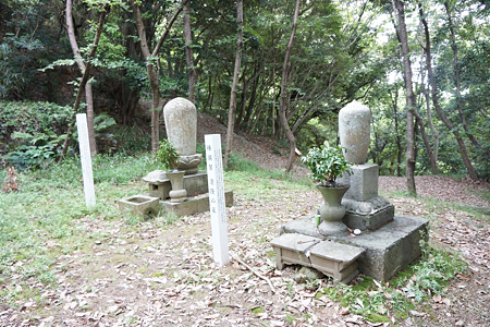徳島藩主蜂須賀家墓所〔万年山墓所〕（隆長の子清隆の墓） - 01