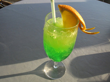 04_Dolphin Soda